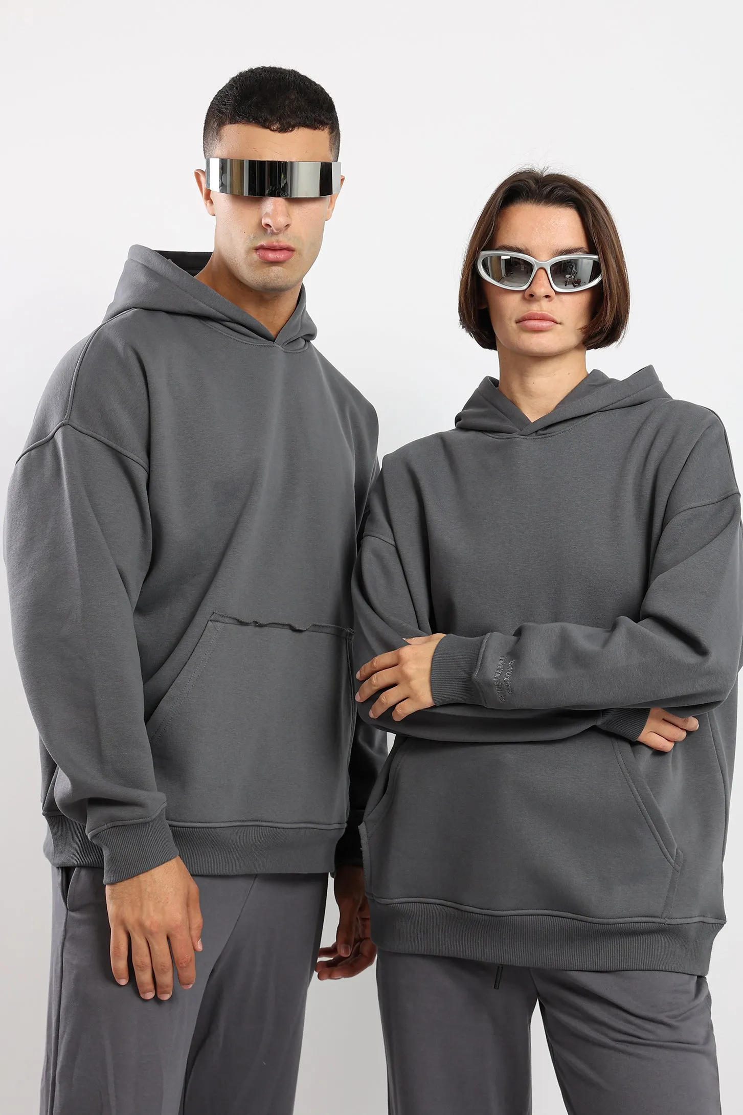 ASYMMETRICAL SET