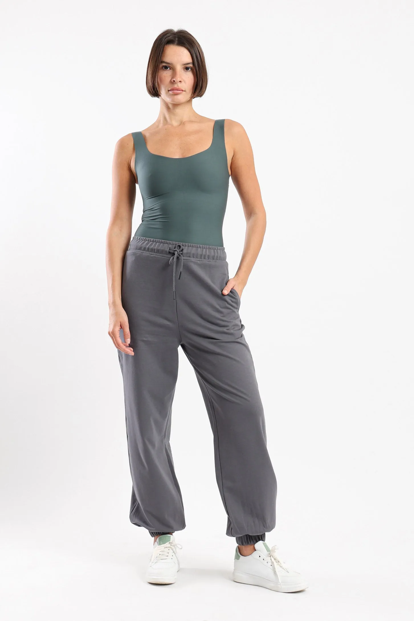 ASYMMETRICAL SET