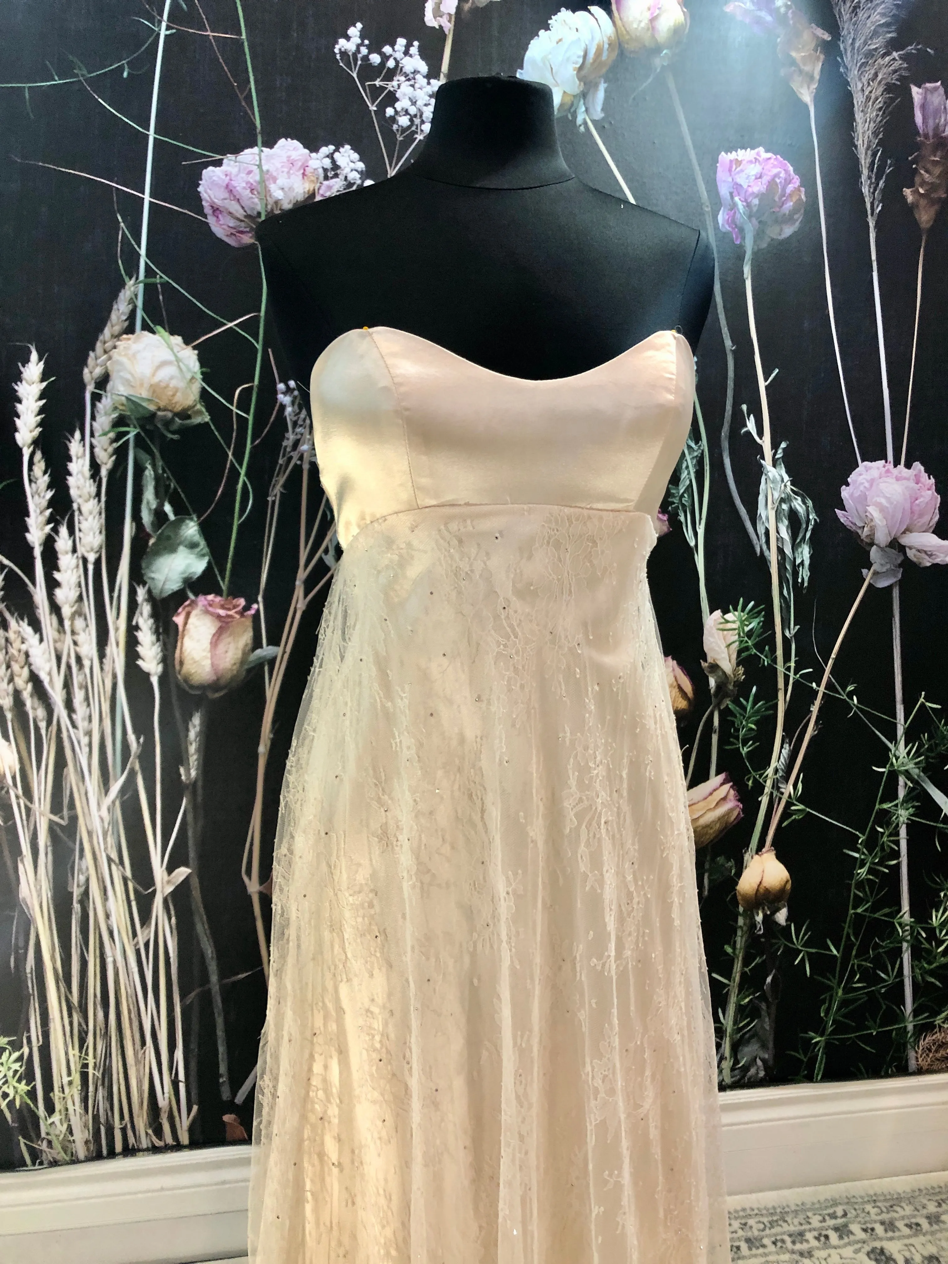 Dress 5769: EcoChic Bridal "Daphne Bridgerton" waist 27