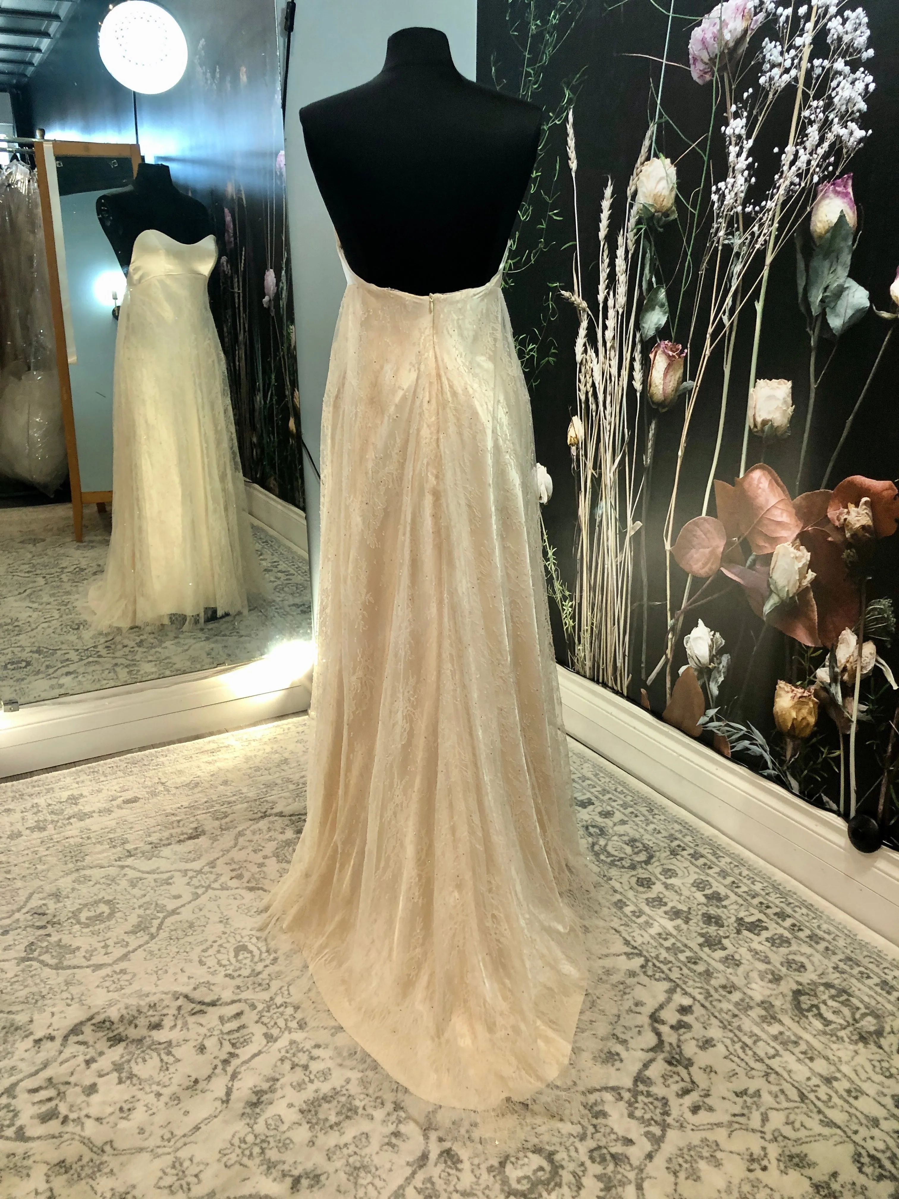 Dress 5769: EcoChic Bridal "Daphne Bridgerton" waist 27