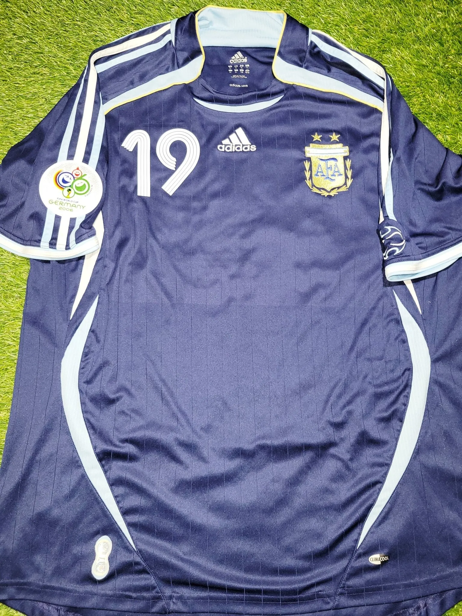 Messi Argentina 2006 WORLD CUP Away Soccer Jersey Shirt XL SKU# 069519